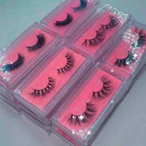 (20) LASH WHOLESALE